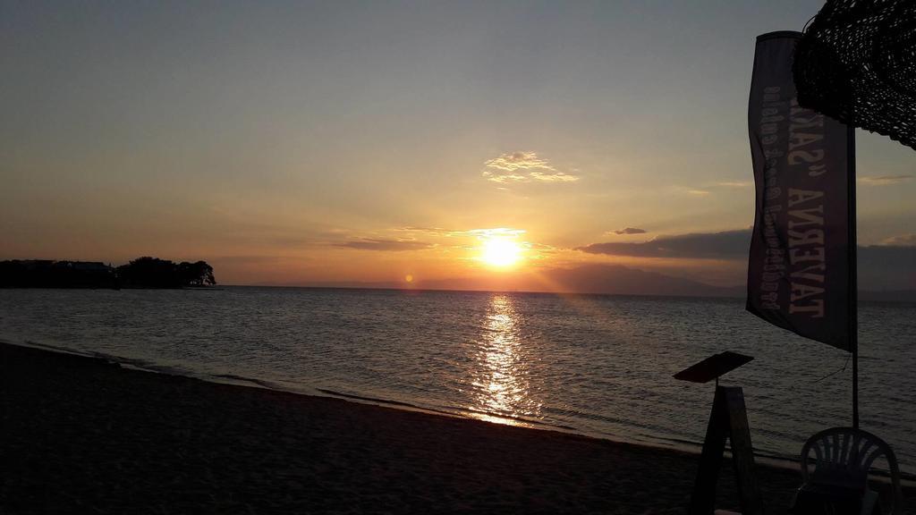 Sikoudis Gorgona Beach Skala Rachoni  Bagian luar foto