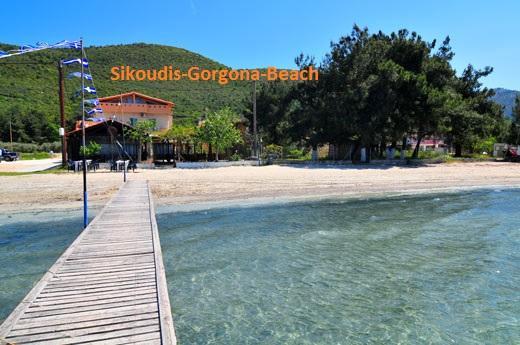 Sikoudis Gorgona Beach Skala Rachoni  Bagian luar foto